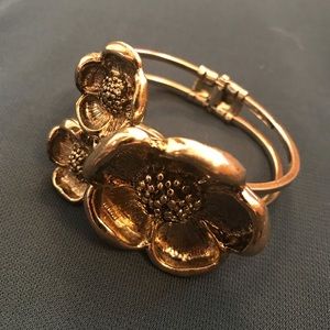 🌺Gold Flower Bracelet